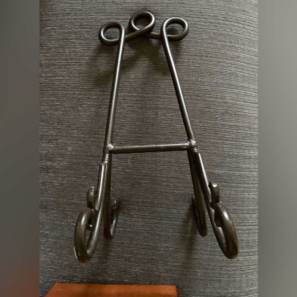 Metal Display Easel